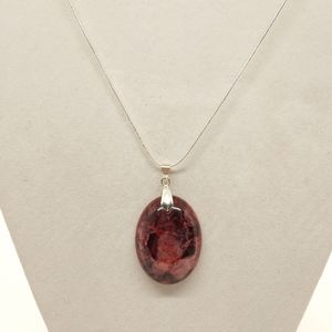 Necklace Oval Crimson and White Marbled Resin